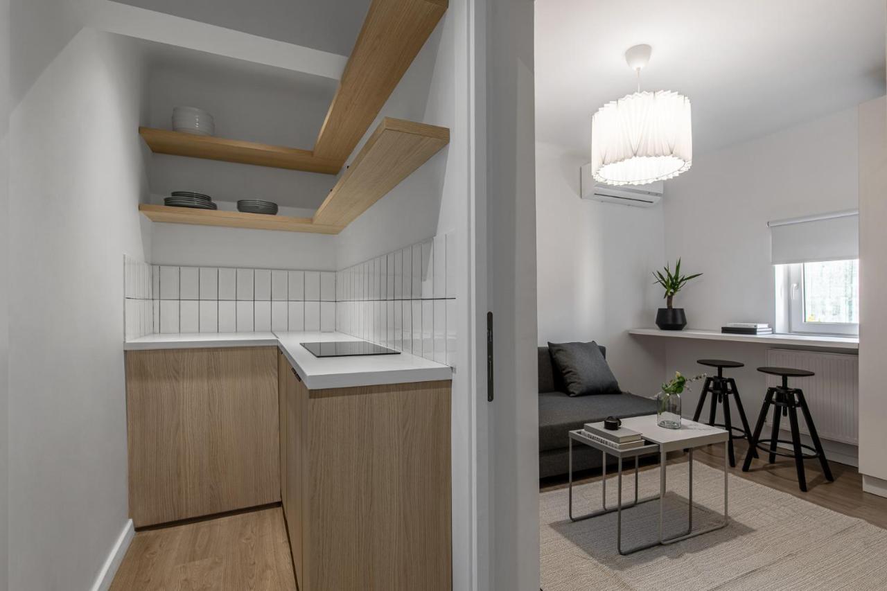 Little Attic By Citylife Suites Бухарест Экстерьер фото